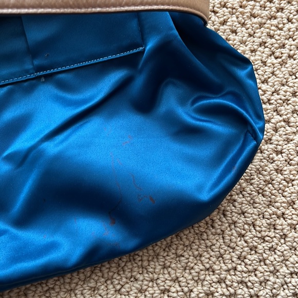 Coach Pearlized Tan leather bag with beautiful hardware - Picture 13 of 13